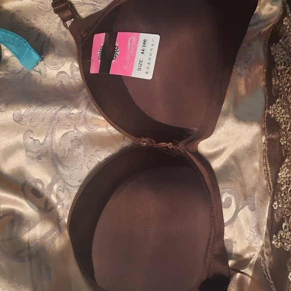 Bra - Picture 2 of 6
